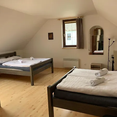 Landsted Stare Hute, Novohradske Hory Horní Stropnice